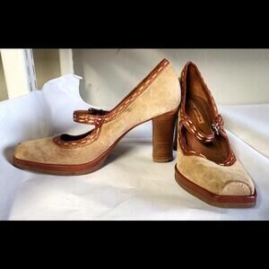 Via Spiga Brown Suede Classic Mary Jane Pumps Made in Italy 6-6.5